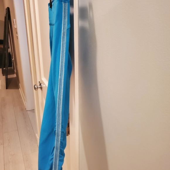 Lululemon vintage crop pants beautiful summer blue size 6 - Picture 2 of 3